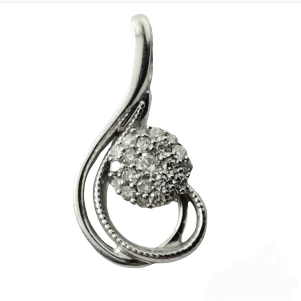 10K Diamond White Gold drop Cluster Pendant - Picture 3 of 6